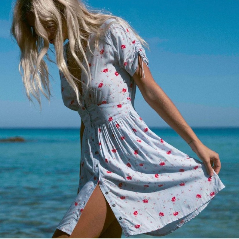 Billabong Ditsy Floral Twirl Twist Mini Dress